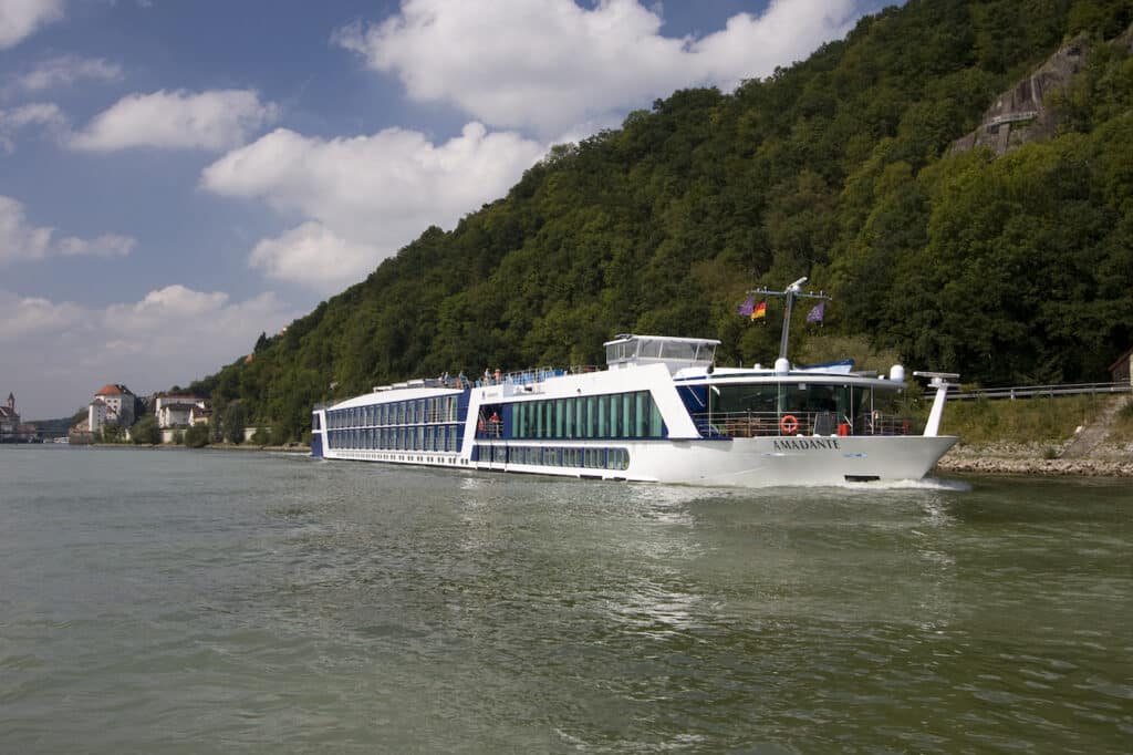 AMAWaterways Dante iAfTu2