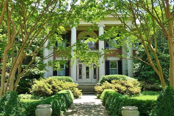 The best neighborhoods to visit in Louisville